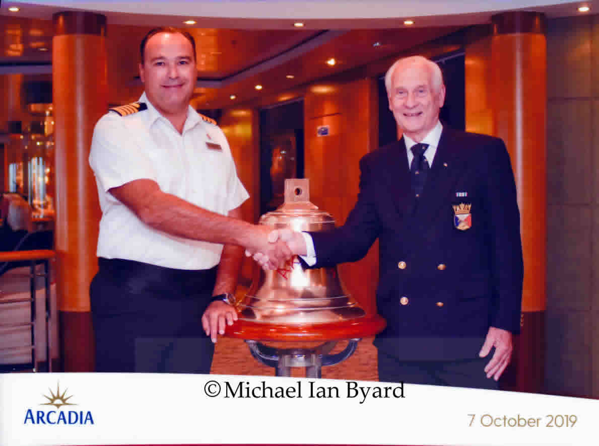 Anne, Me Capt Vojvoda